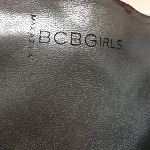 Boots - Picture 4 of 5